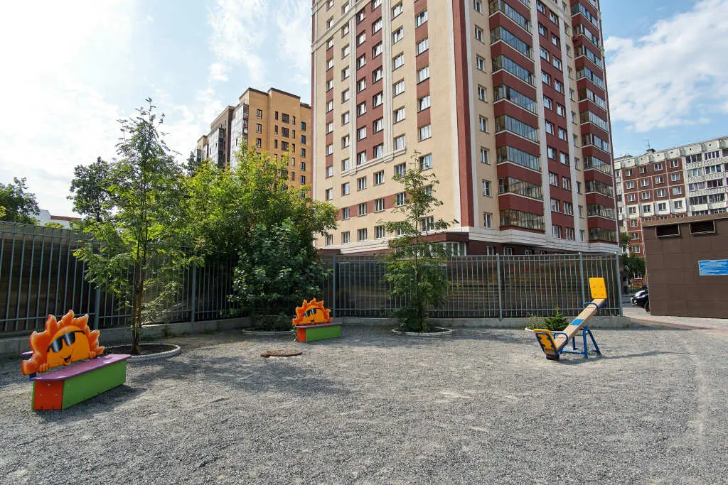 Новосибирск: Two Bags Hotel Na 1905 Goda Apartments