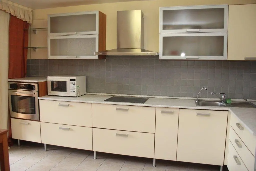 Челябинск: Ural Truda 5a Apartment