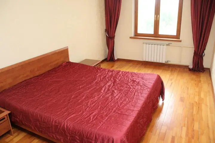 Челябинск: Ural Truda 5a Apartment