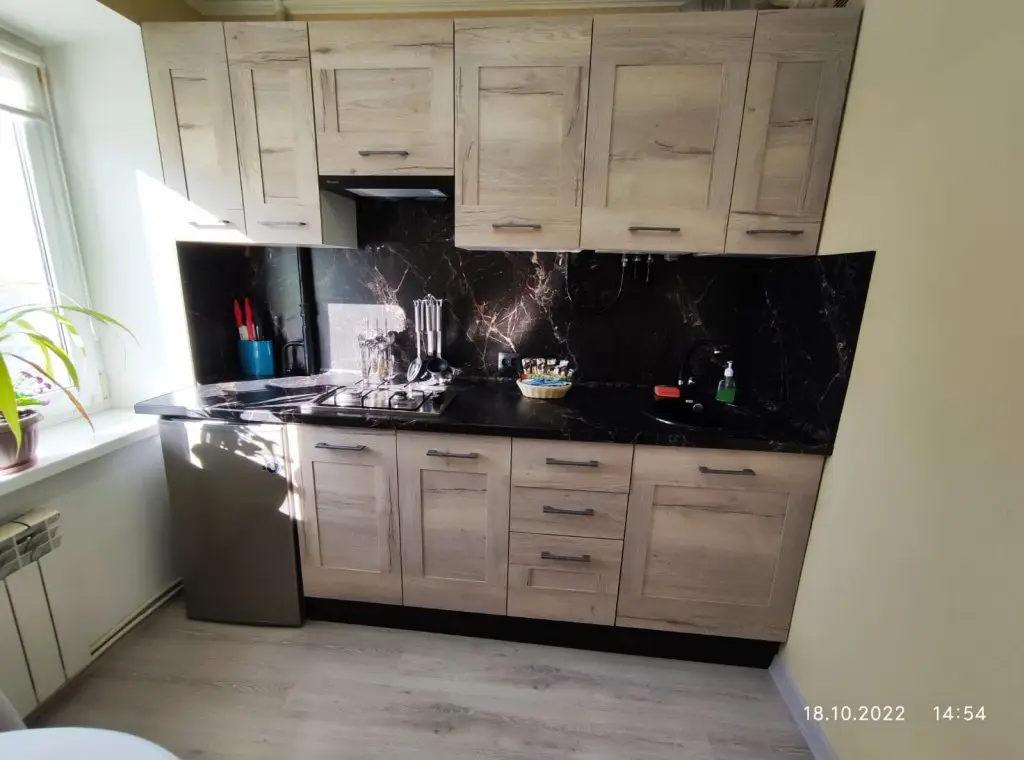 Новороссийск: Uyutnie Na Poberezhe Chernogo Morya Flat