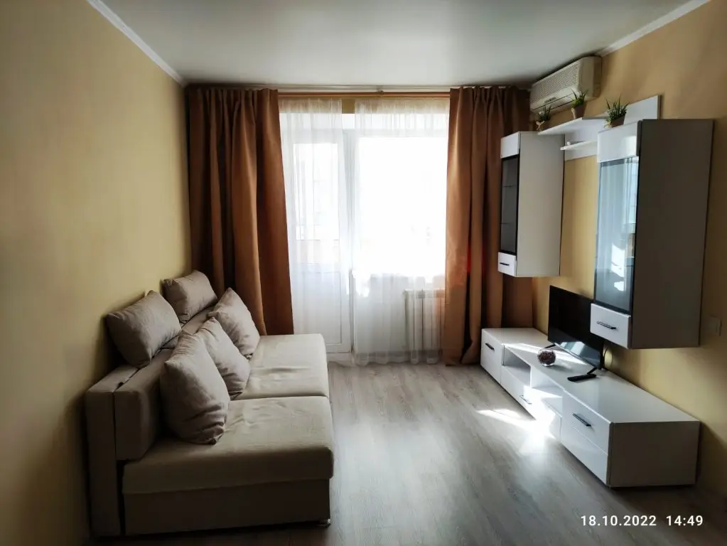 Новороссийск: Uyutnie Na Poberezhe Chernogo Morya Flat