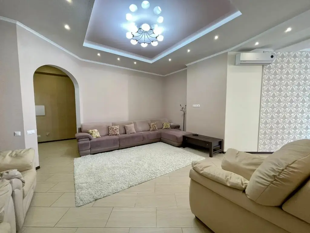 Геленджик: V Gelendzhike Apartments