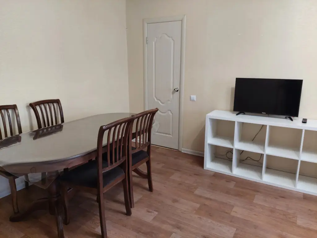 Казань: V Tsentre Kazani Zaslonova 8 Apartments
