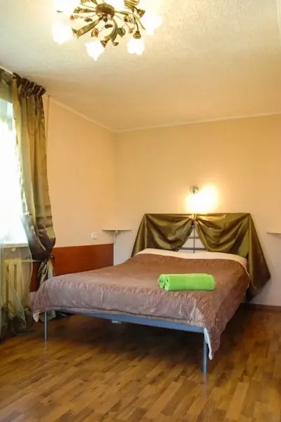 Екатеринбург: Vavilon odnokomnatnye apartamenty na Mamina-Sibirjaka 70