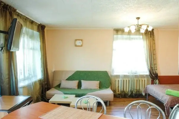 Екатеринбург: Vavilon odnokomnatnye apartamenty na Mamina-Sibirjaka 70