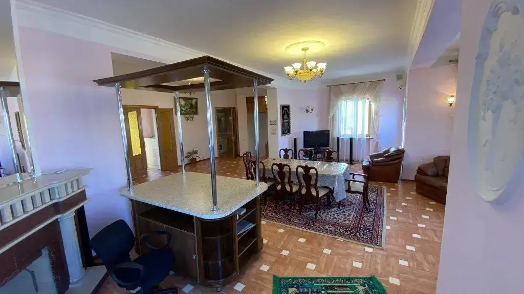Турали: Вилла Вояж