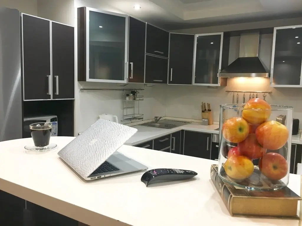 Владивосток: Апартаменты VLadhome24 Океанский проспект 100
