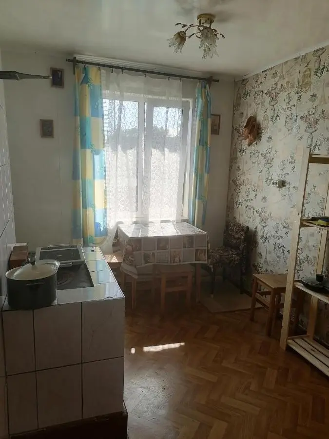 Соловецкий: Apartment on Kovaleva 4