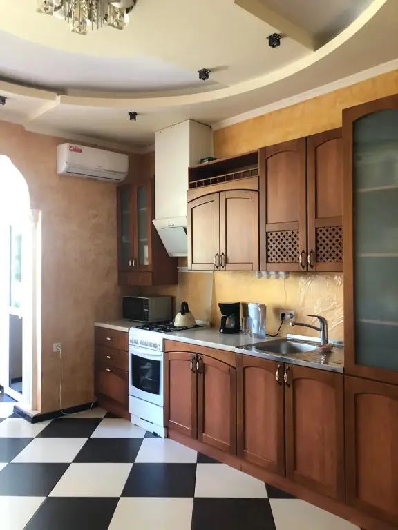 Сочи: Kvartira Na Plekhanova U Morya Apartments