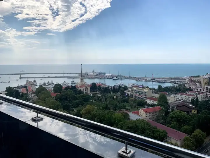 Сочи: Квартира Шикарный Вид на Море и Морпорт
