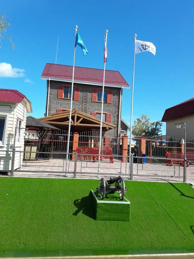 Астрахань: Yakor Fishing-Hunting Hotel