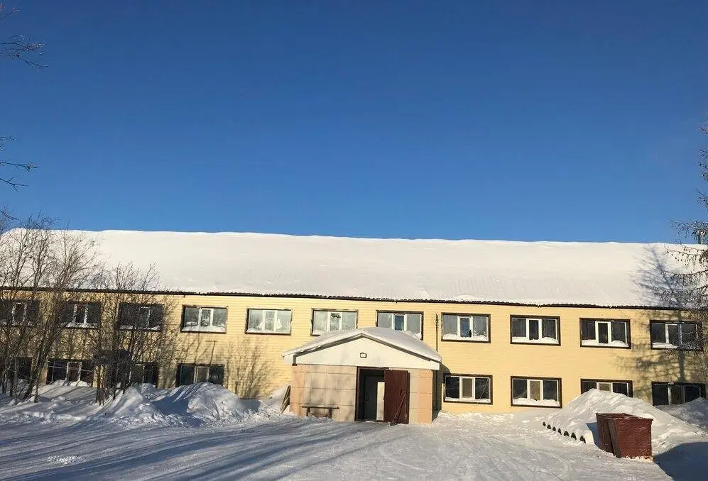 Новый Уренгой: Общежитие Полярник на Промысловой