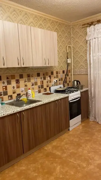 Новый Уренгой: Апартаменты Мир в микрорайоне Оптимистов