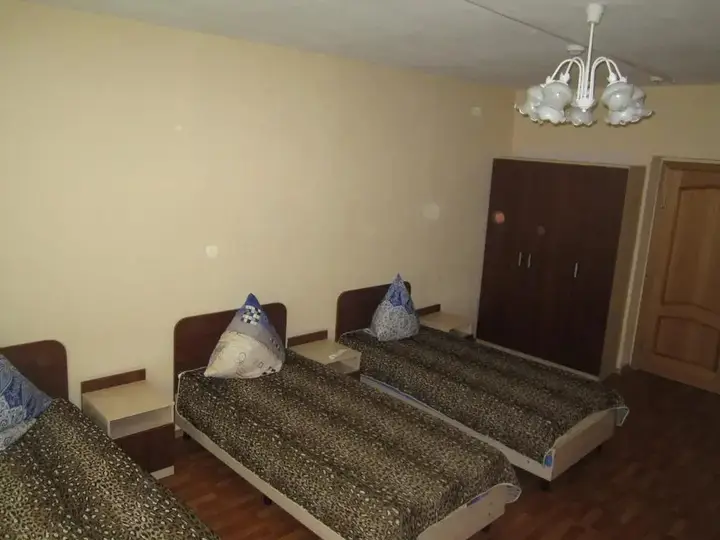 Надым: Polyarnaya Hotel