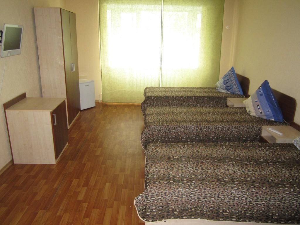 Надым: Polyarnaya Hotel