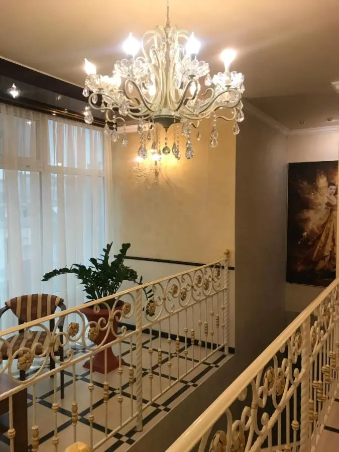 Астрахань: Safari Hotel