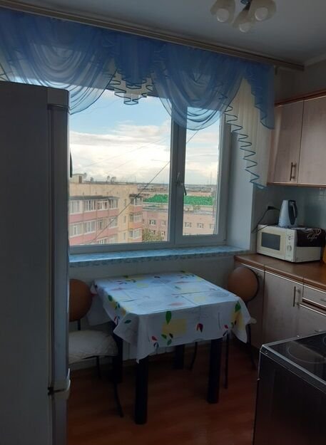 Ноябрьск: Alatyr Noyabrsk, st. Sovetskaya, 94