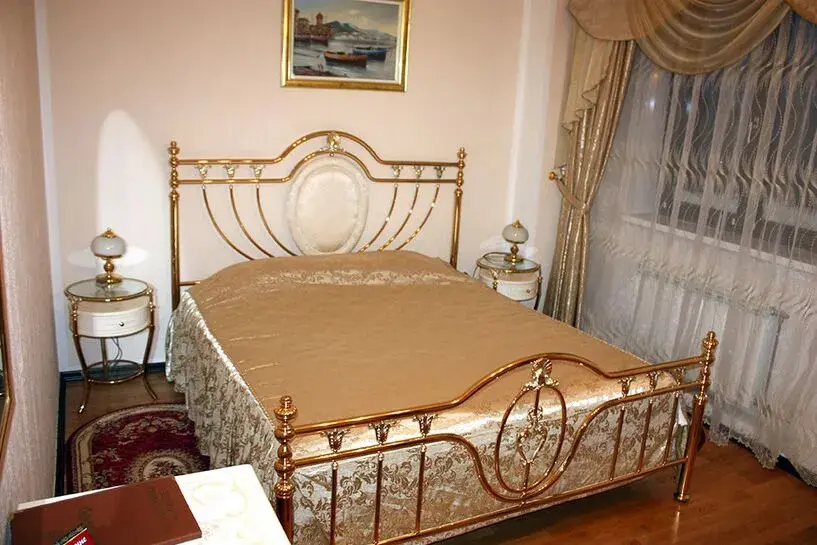 Губкинский: ГК Сибирь