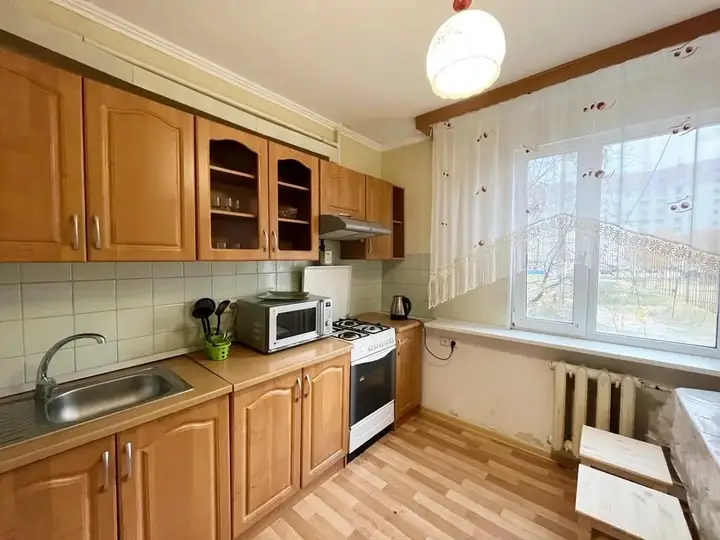 Новый Уренгой: Apartments Live Here, district Vostochnyj, bld. 2/4