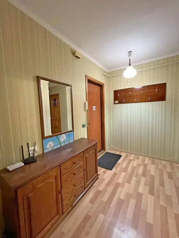 Новый Уренгой: Apartments Live Here, district Vostochnyj, bld. 2/4