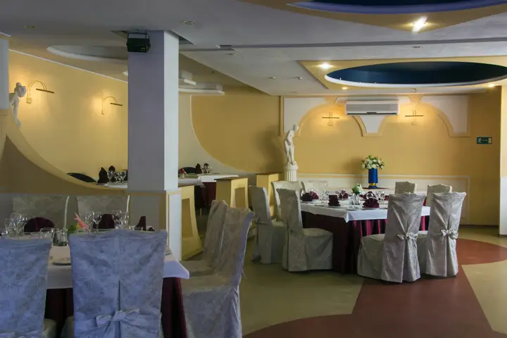 carousel image 3
