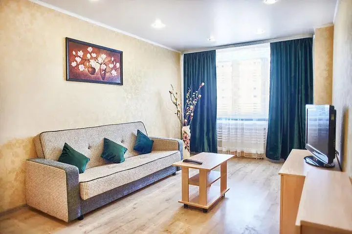 Магнитогорск: Five Stars on Lenin Avenue, 92