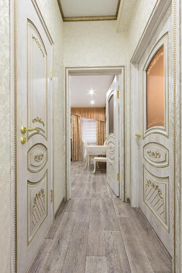 Астрахань: Apartments Lux pl.Lenina 8