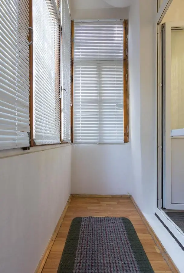 Астрахань: Apartments Lux pl.Lenina 8