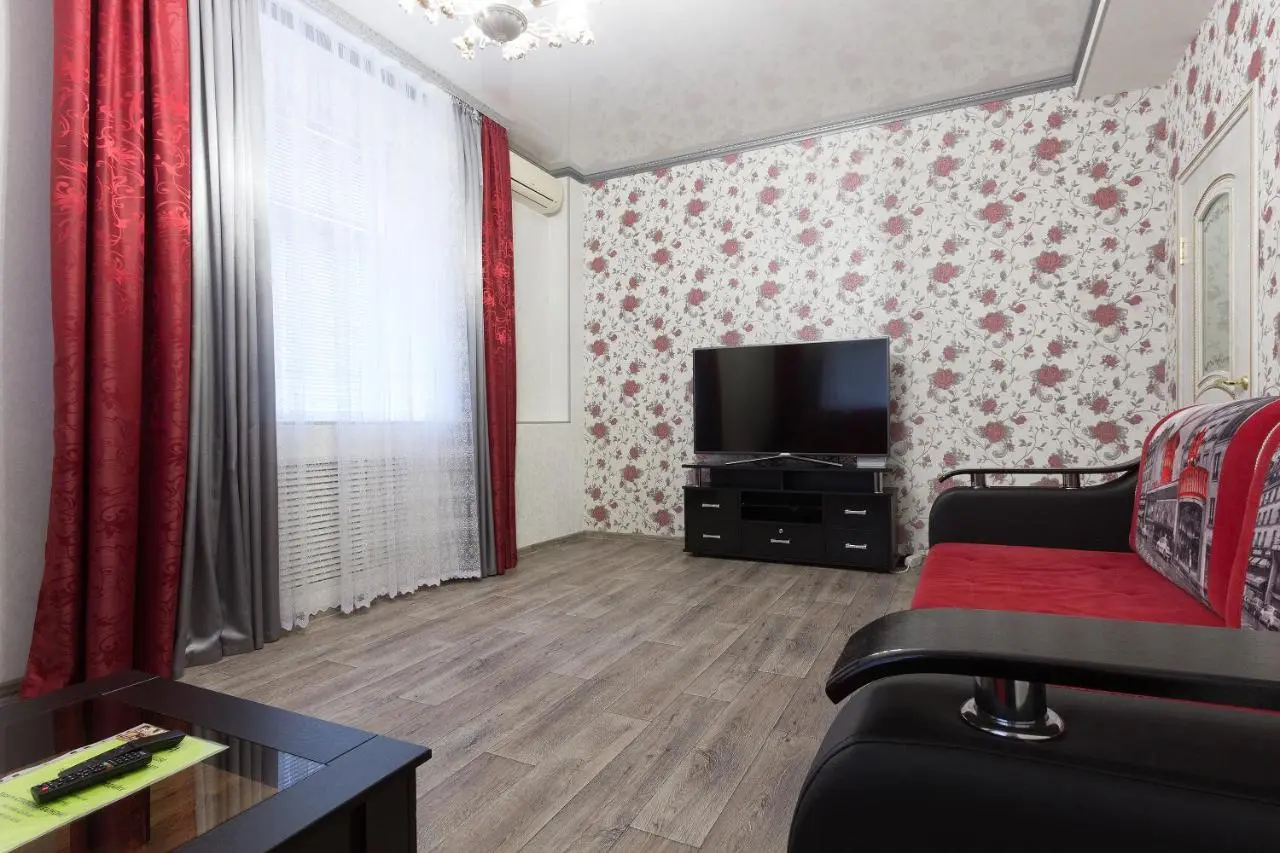 Астрахань: Apartments Lux pl.Lenina 8
