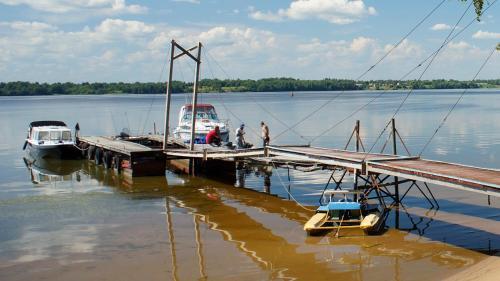 Углич: Campsite Perepelinyi ostrov