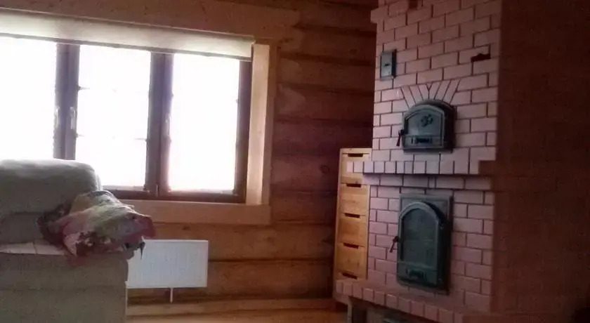 Романово: На Озере С Конюшней