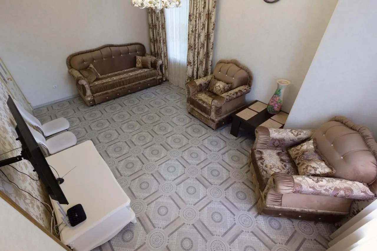 Астрахань: Apartments Lux pl.Lenina 10/3