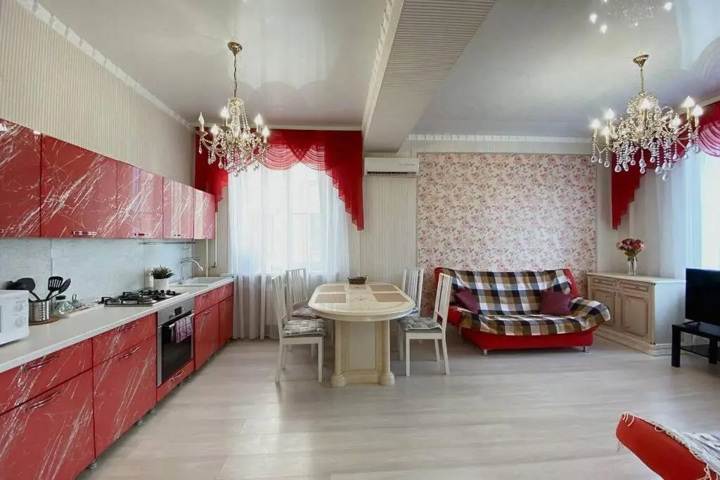 Астрахань: Kvart Hotel - Светлая двухкомнатная квартира на площади Ленина