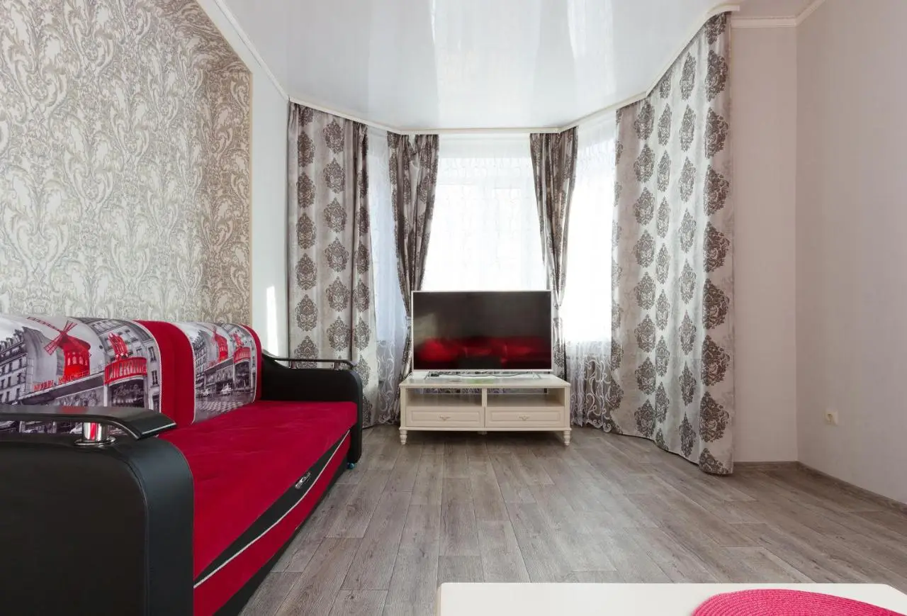 Астрахань: Apartaments VIP-LUX pl.Lenina 10/4