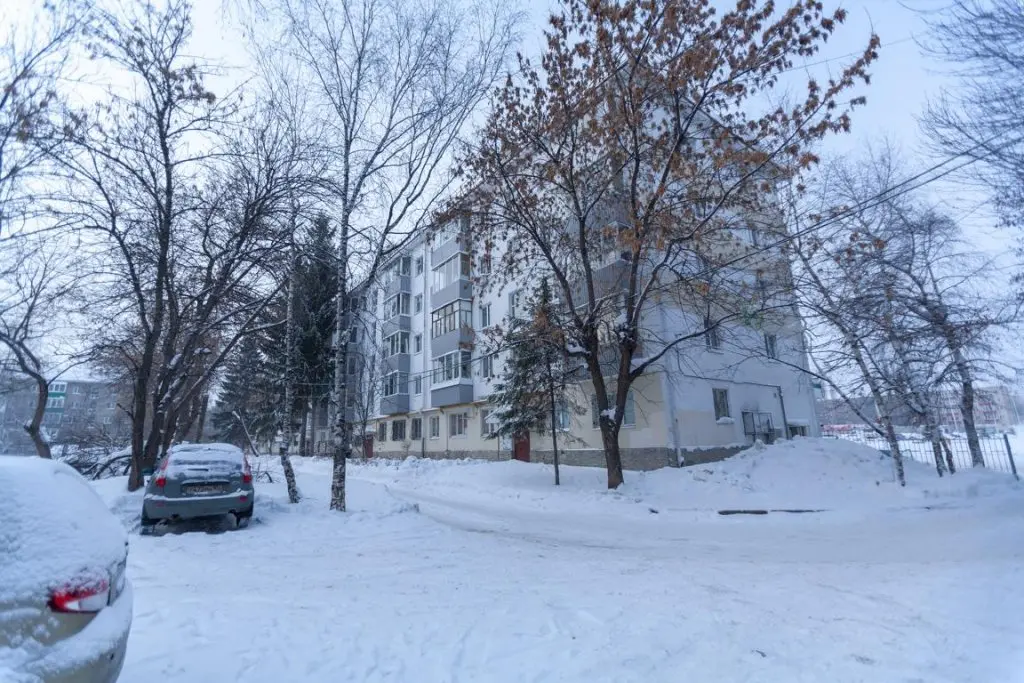 Уфа: Пять Звёзд на улице Цюрупы
