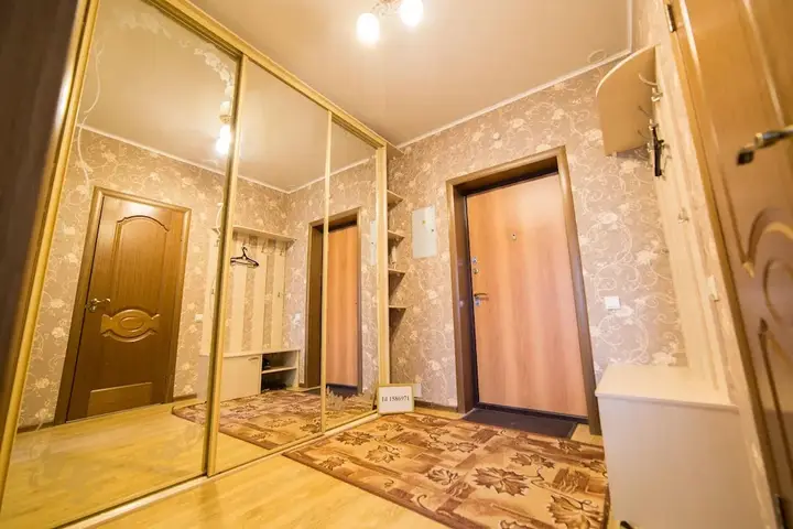 Уфа: ул. Комсомольская, 15-250