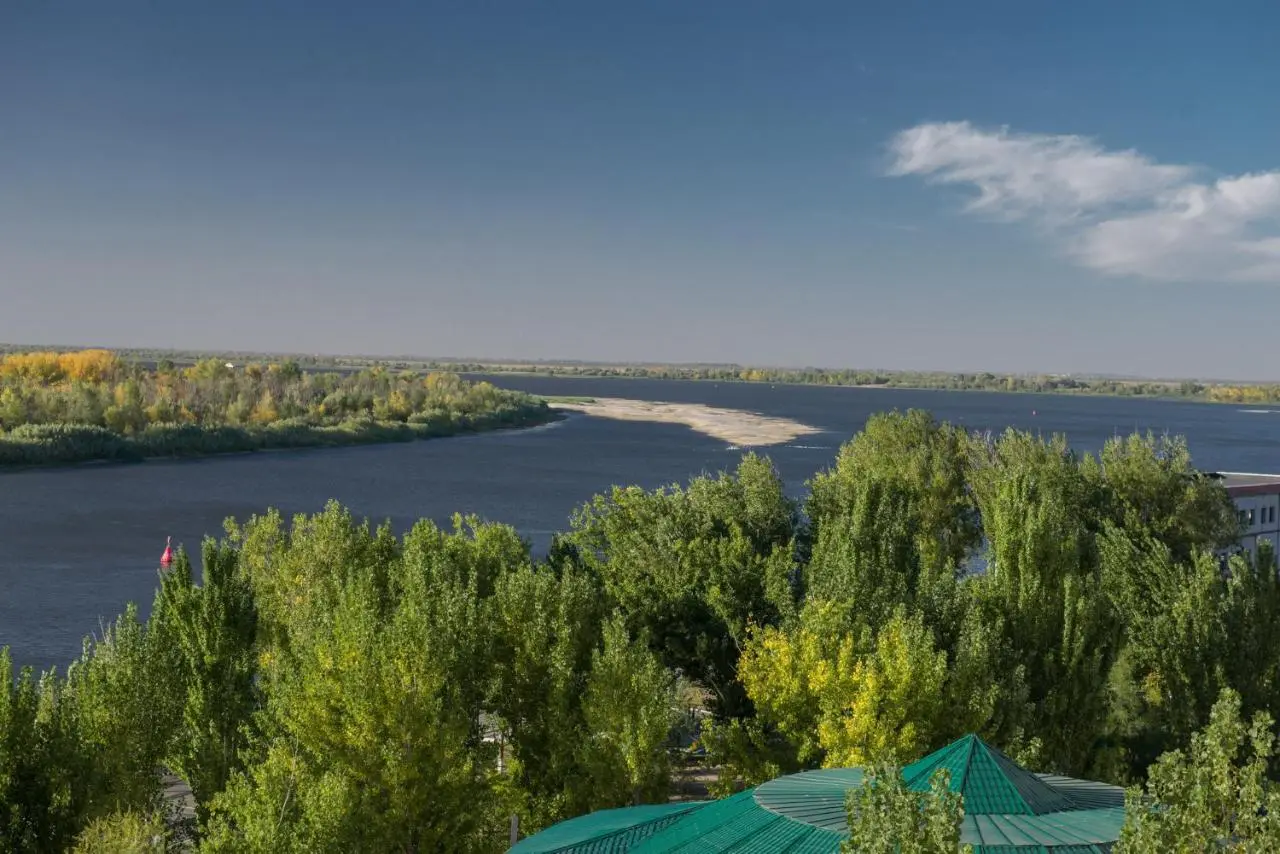 Астрахань: Kvartira Klass Apartments at Chekhova 103