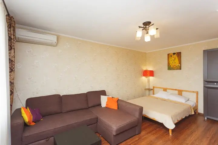 Уфа: Uyutnyie Kvartiryi Apartments