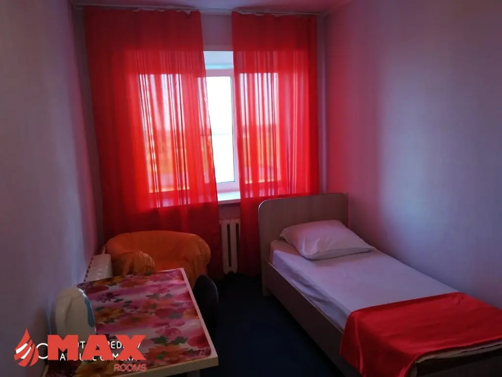 Купино: Отель MAXROOMS Купино Сибирия