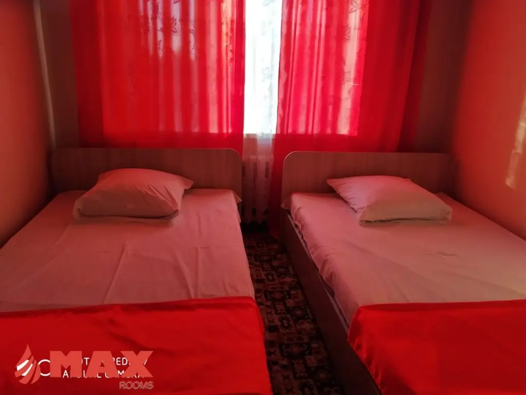 Купино: Отель MAXROOMS Купино Сибирия