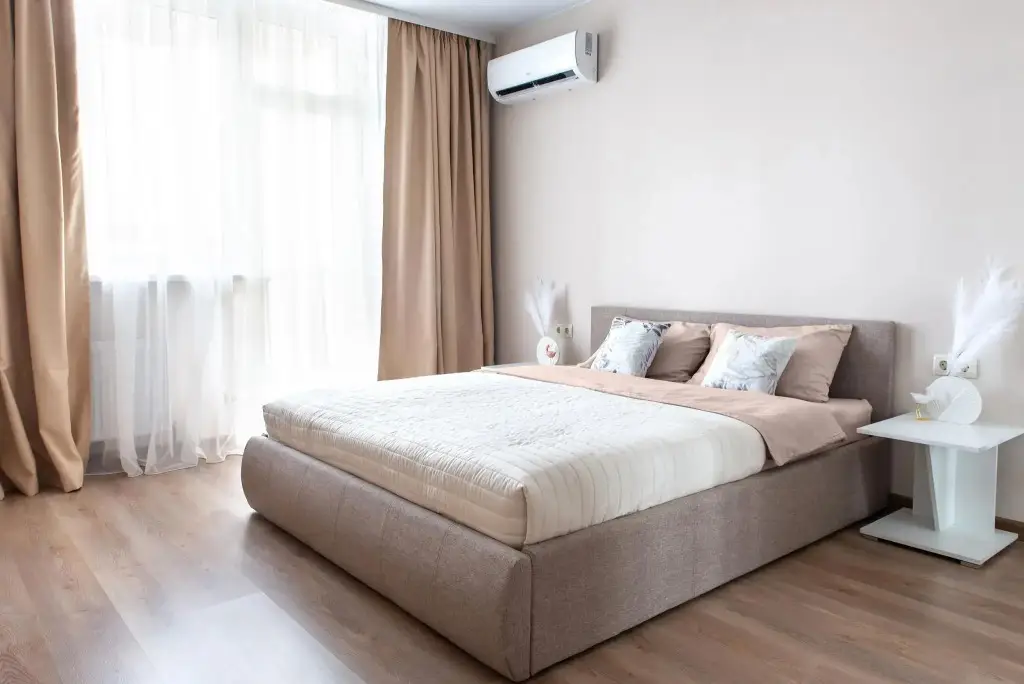 Ростов-на-Дону: Fox Homes (Фокс Хоумс) на улице Таврическая