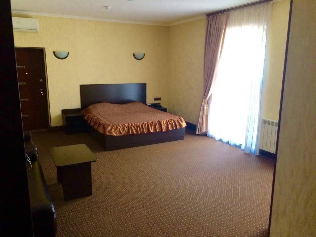Ростов-на-Дону: Державин