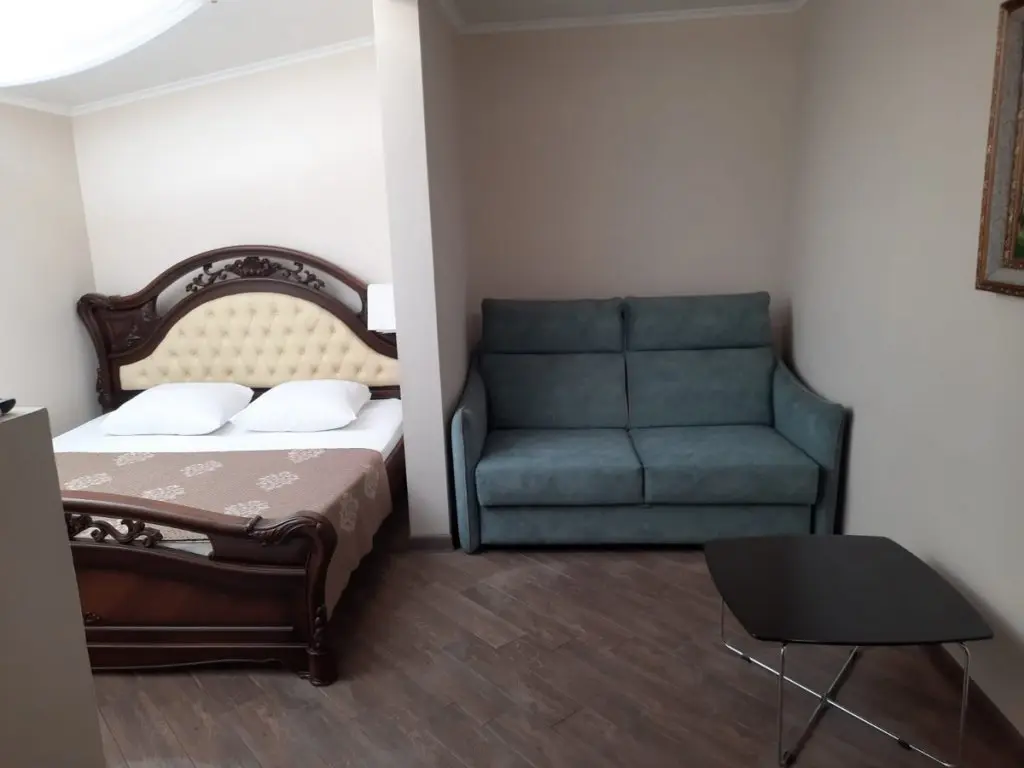 Ростов-на-Дону: Gostinitsa IMPERIAL