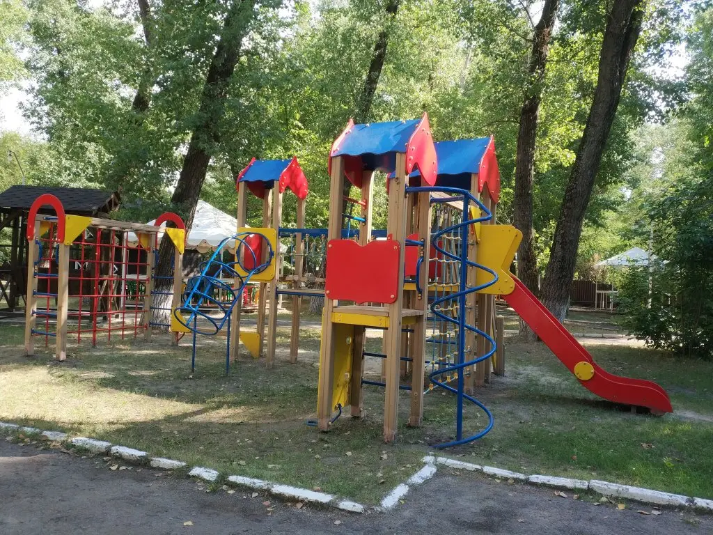 Ростов-на-Дону: База Отдыха Изумруд