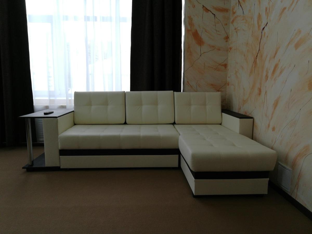 Нефтекамск: Hotel Avrora