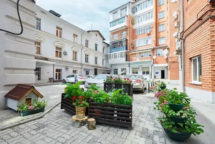 Ростов-на-Дону: RostovDom on 39A Bolshaya Sadovaya