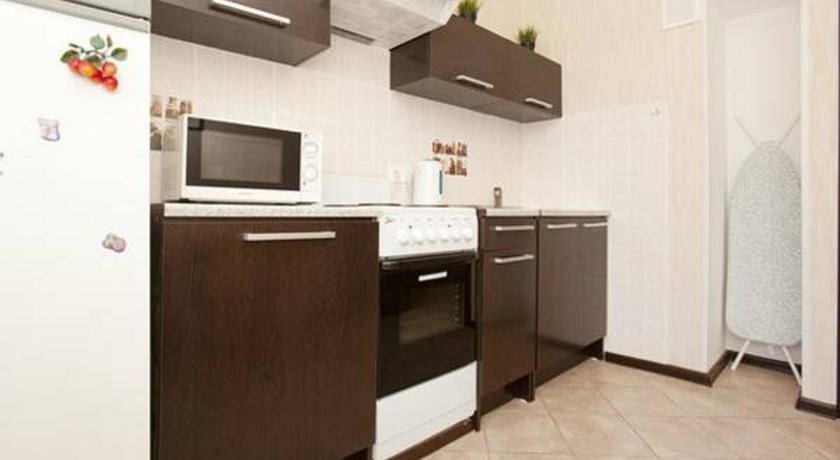 Казань: Apartment On Vishnevskogo 55