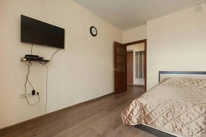 Казань: Comfortable modern apartment at Kremlin