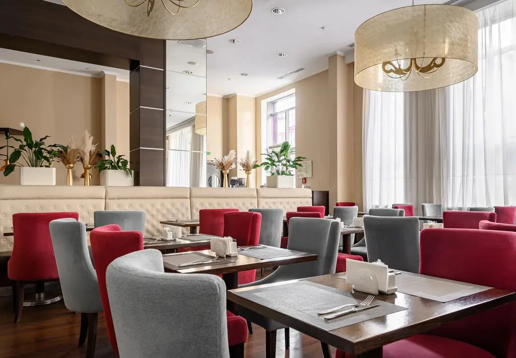 Казань: Отель Cort Inn Казань Кремль (ex Courtyard by Marriott)