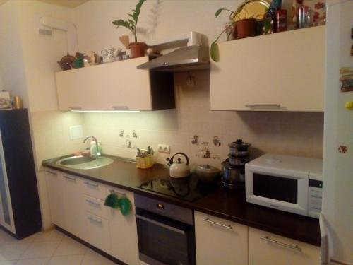 Казань: Меблированные комнаты Homestay on Chistopolskaya 82